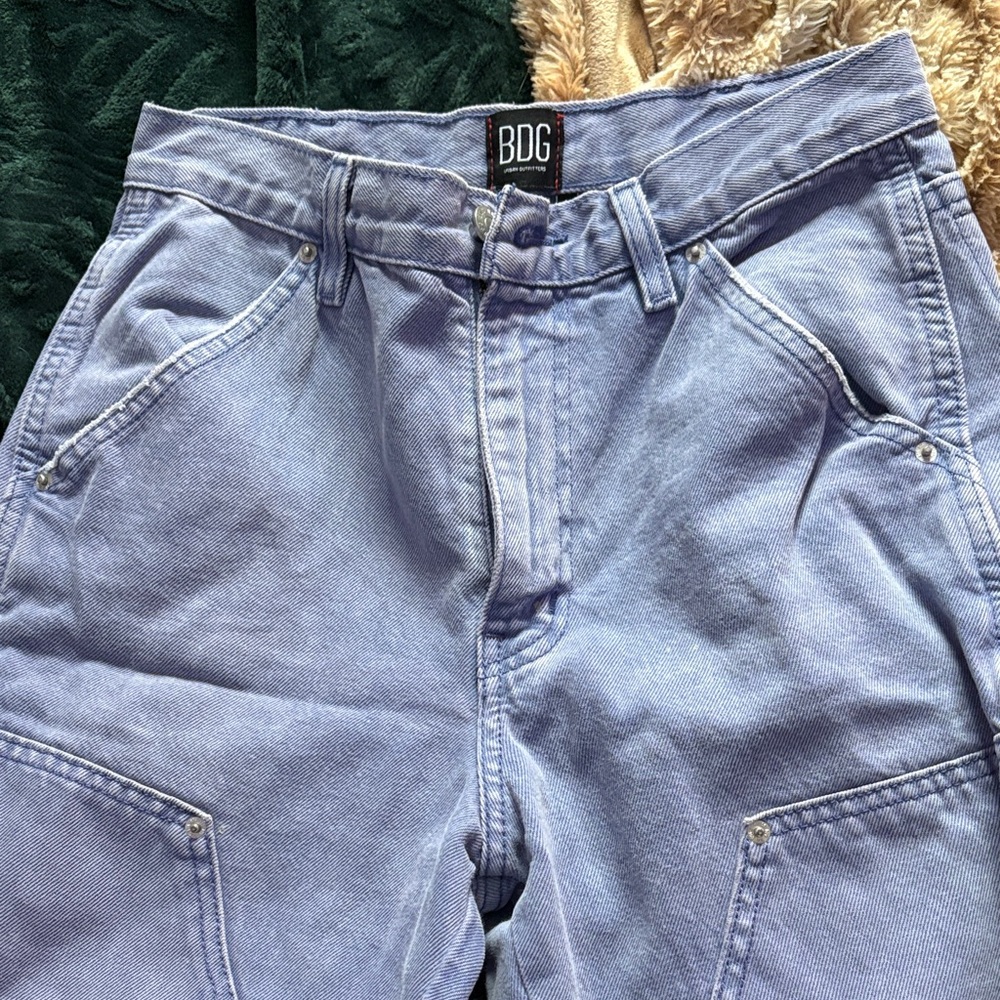 BDG Denim High-Waisted Pants in Light blue/purple, straight leg wide leg fit